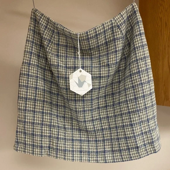 Apricot Lane Grey Plaid Mini Skirt - Picture 10 of 13
